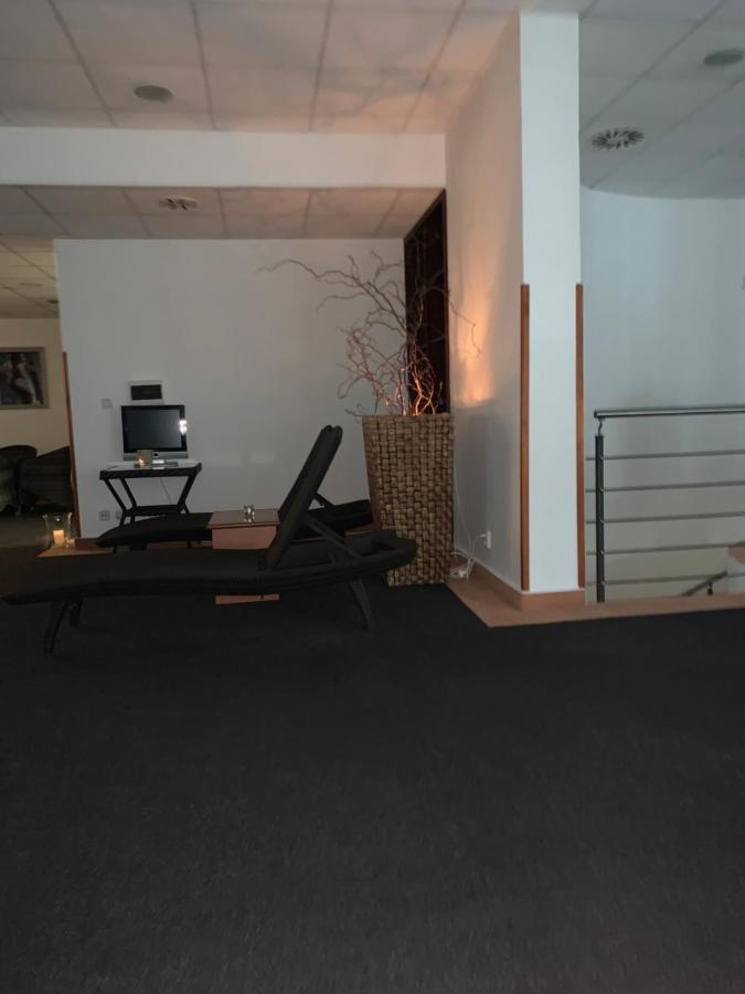 Ubytování Hanka v hotelovém pokoji C408 Frymburk Exterior foto