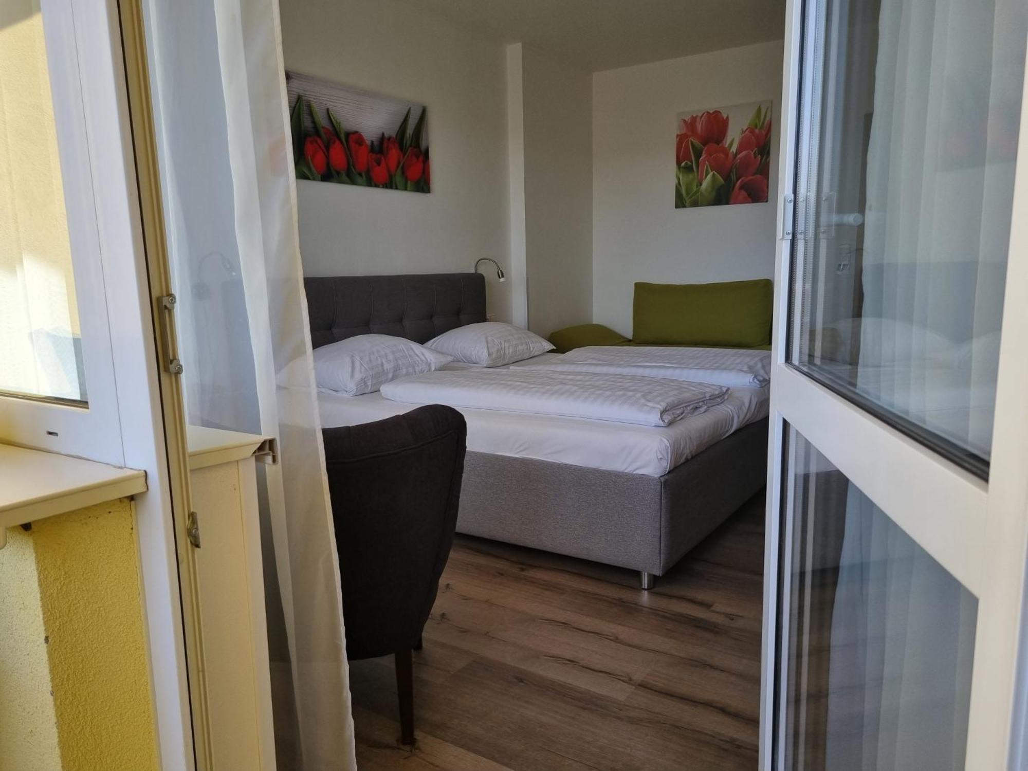 Ubytování Hanka v hotelovém pokoji C408 Frymburk Exterior foto